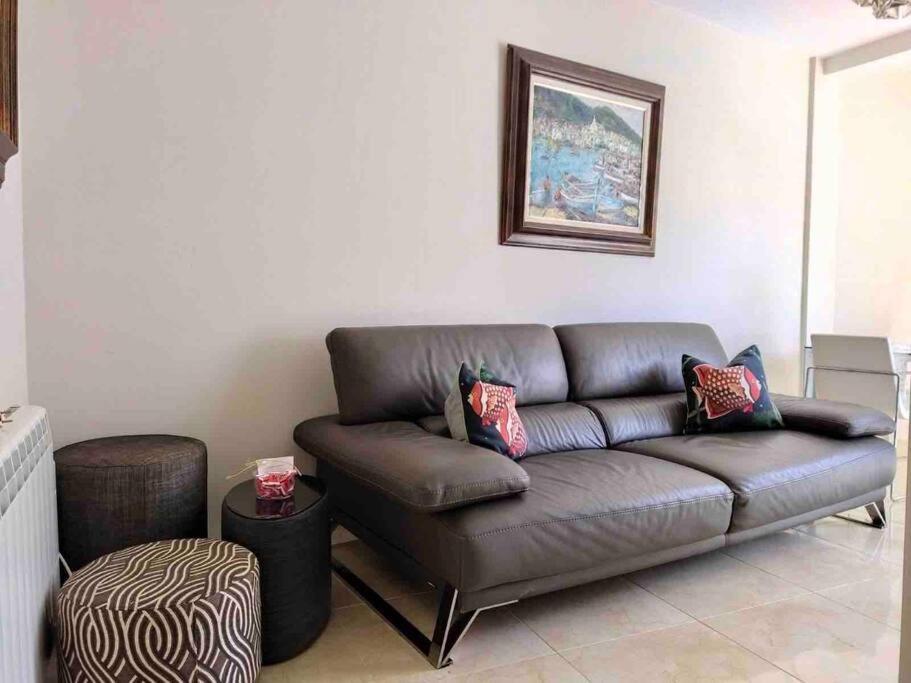 Apartamento As Tres Pitas Apartment Villanueva De Arosa Luaran gambar